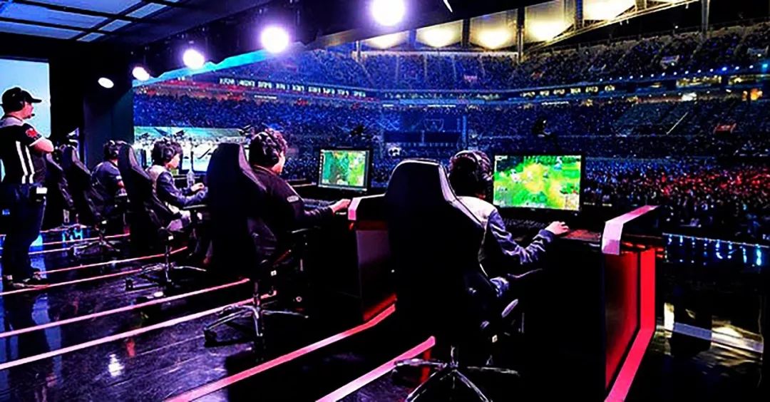 使得国足和 使得国足和