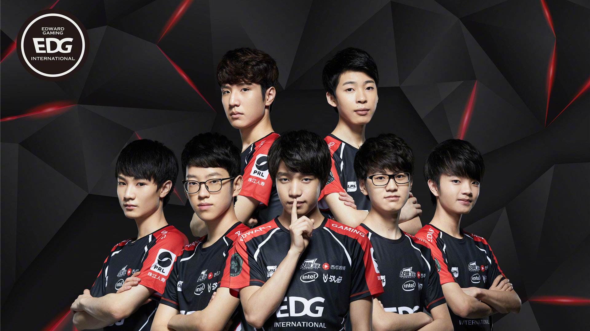 队不仅展示 队不仅展示