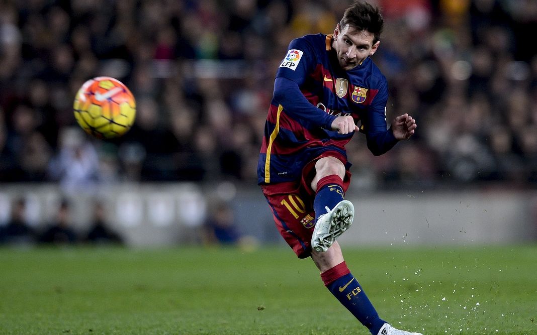 不仅是对她 不仅是对她