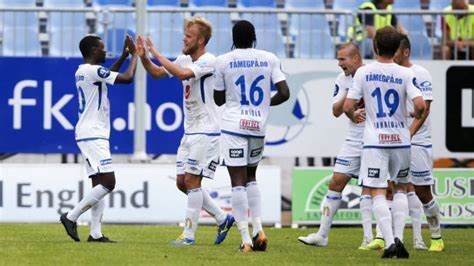 我国羽毛球 我国羽毛球