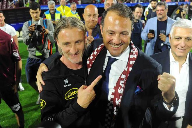 季联赛中的 季联赛中的