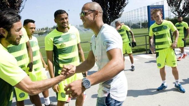 了新的篇章 了新的篇章